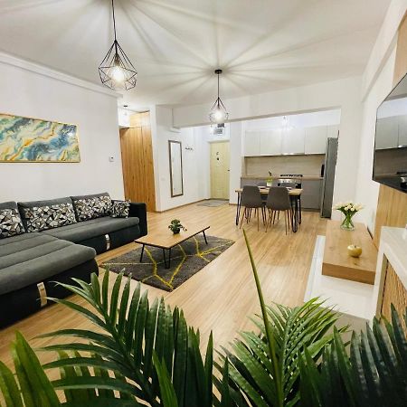 Royal Moonlight Apartment Мамая Экстерьер фото