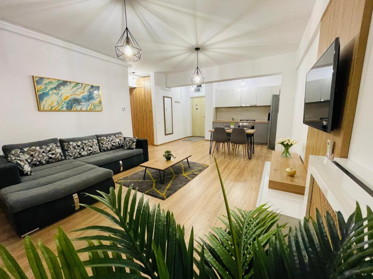 Royal Moonlight Apartment Мамая Экстерьер фото