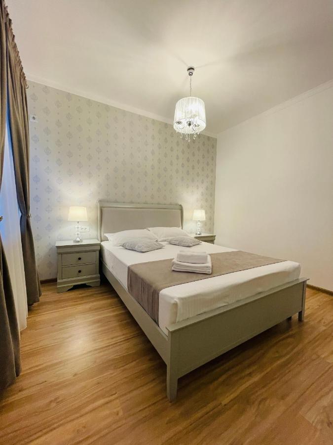 Royal Moonlight Apartment Мамая Экстерьер фото