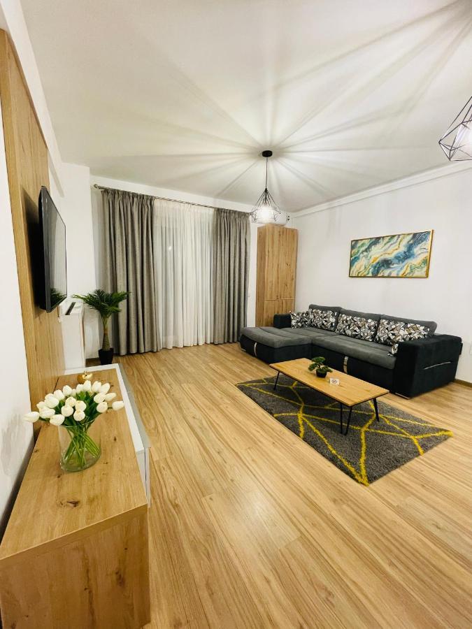 Royal Moonlight Apartment Мамая Экстерьер фото