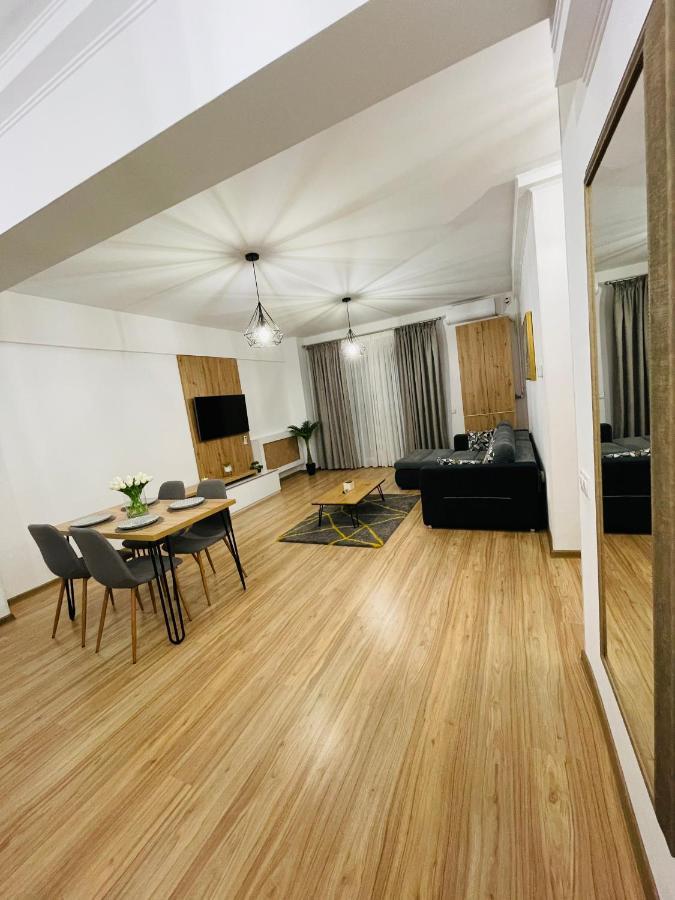 Royal Moonlight Apartment Мамая Экстерьер фото