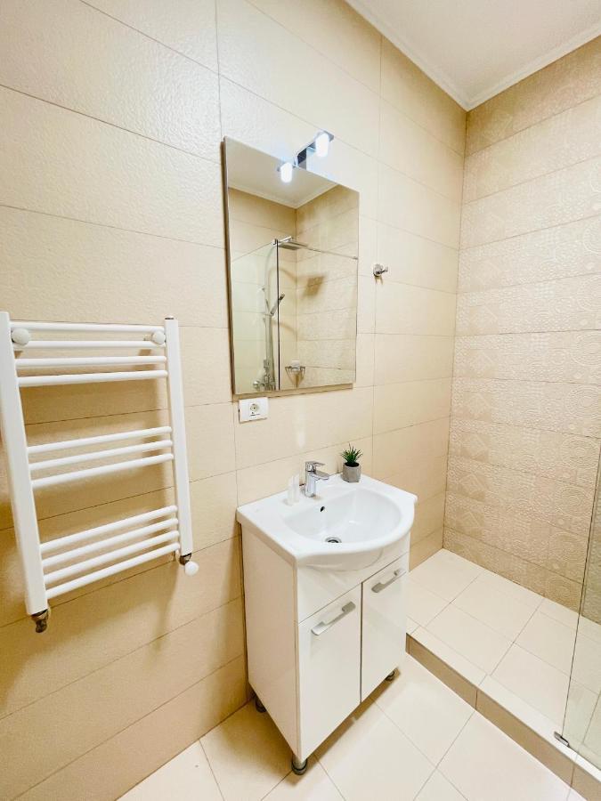 Royal Moonlight Apartment Мамая Экстерьер фото